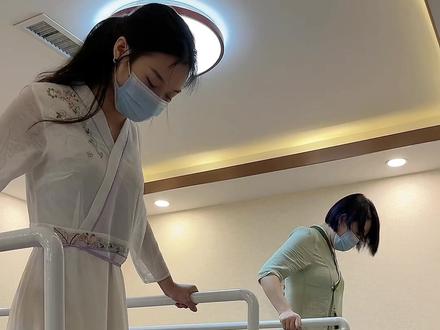 你有试过踩背的感觉吗?像我这么好的媳妇难找了#踩背 #石家庄 #河北美好推荐官@韩非采耳,踩背 @桥西区舒适按摩店 an m