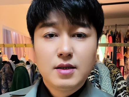 12月31号晚上以及1月1号晚上 我们在kaspi音乐餐吧等待你们的到来 我们将一起庆祝新年 #kaspi音乐餐吧不见不散@Romantic婚纱摄影