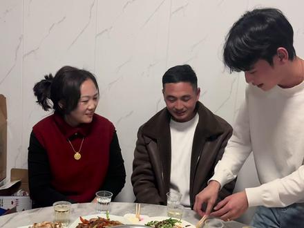 祝大家马年大吉,万事顺意!🫶#张雨轩
#马年大吉2026 #相聚时光