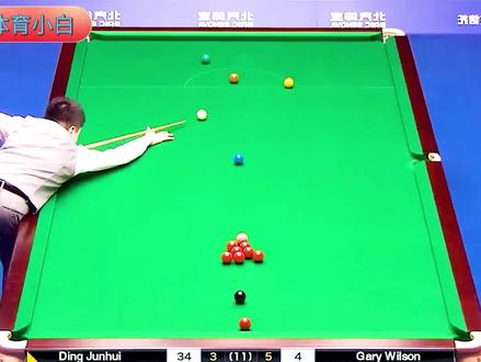 绝境之下压力变动力,丁俊晖低杆弧线炸球惊艳全场,引得球迷不断模仿(1)#丁俊晖 #台球 #斯诺克