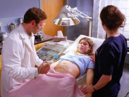 女孩怀上恶魔的孩子,怀孕到生产只用了一天时间!#我的观影报告 #宅家dou剧场 #电影解说