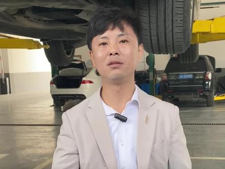 #捷豹路虎 中控台为什么会黑屏?龙哥来帮你搞定#汽车保养与维修 #抖音汽车 #dou是好车 #我与汽车的日常 #汽车 #汽车人共创计划 #专业的事交给专业的人 #上海 #上海路寅