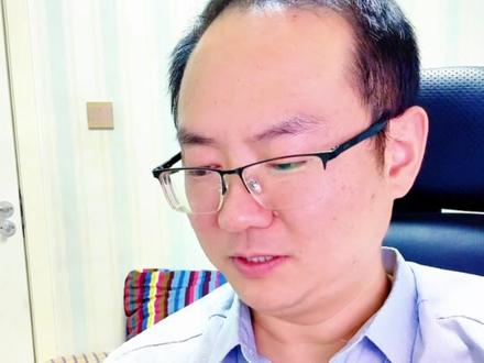 235是吃豹子,可规矩是死的,我看这个豹子是活的啊!#内容太过真实 #内容过于真实的段子 #爆笑段子来袭