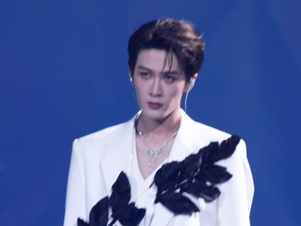 【荷塘月色】 4K直拍全程 檀健次&陶喆
🎬 2025.12.31 海口湖南卫视跨年
#檀健次 #湖南卫视跨年 #直拍 #舞台 #陶喆