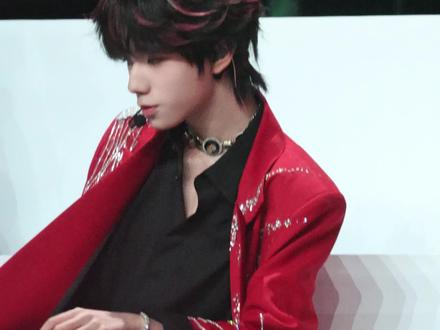 这个扔戒指的动作!#王橹杰 #tf家族荣耀之战