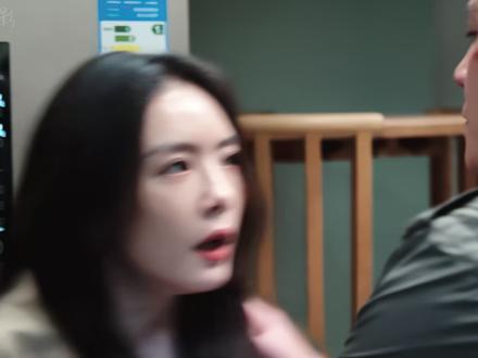 对一个被伤透的人来说,被稳稳接住比再爱一次更致命,也更救命 #钢铁森林 #蔡文静 #秦俊杰 #井柏然