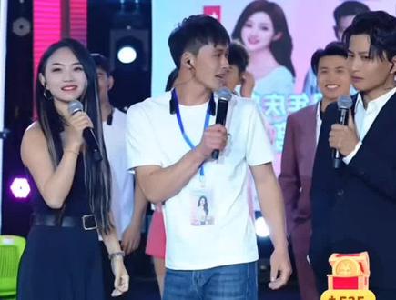 七朵活动现场潇潇哥哥特搞笑😂