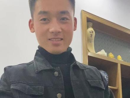 #军异地恋 工资卡上交,卡里没一分钱😂