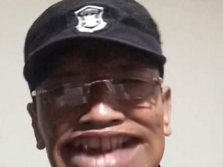 我就知道她心里有我😭#保安 #深情老男人 #保安日记