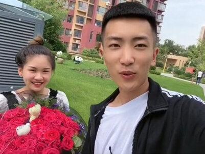 越长大越不好意思了 哈哈赫璇陪我五年了 五年了