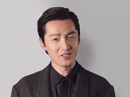 游本昌、胡歌、雷佳音、迪丽热巴等几代上戏人齐聚云端,为母校#上海戏剧学院 八十华诞送上最真挚的祝福。一声母校,一生牵挂。这就是传承的力量!#上海戏剧学院建校80周年 #上戏80周年校庆 #胡歌 #迪丽热巴