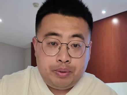 告诉苏州,从外省坐飞机来南京看苏超,免费住宿的事情是真的。#苏超