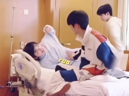 路过的狗都得来磕一口的cp#文轩