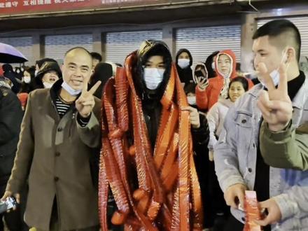 2026富川上灯炸龙嘉年华!正月初十夜,县城十字街,炸出风调雨顺!🔥