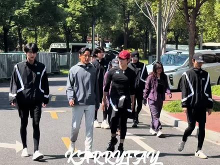 一群人怪自律的🏃➡️#晨跑 #路透 #风华合伙人 #常华森 #董思成 @DOU+小助手 @常华森 @董思成 @周柯宇