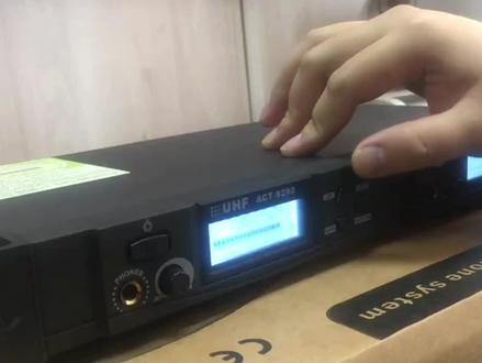 迪华奥无线调频话筒,对频方法。