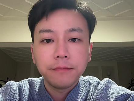 有色金属还是稳稳的幸福,回调会很小。不如拿住,基金不要频繁操作。逻辑没变,放心。科技板块要有修复,个人观点不构成任何投资建议!拿住。#有色金属#股票#人工智能板块