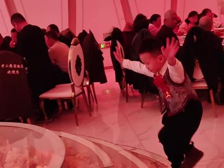 #现场实拍 #生日宴 小石头代东现场,气氛搞起来😎