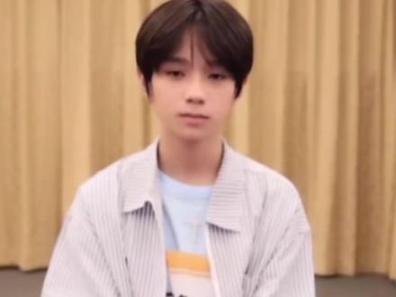 王橹杰:私下迷糊显眼包,舞台帅成白月光#王橹杰 #王橹杰精神状态 #搞笑 #抽象 #TF家族