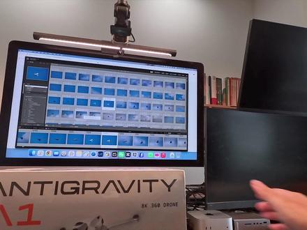 影翎全景无人机开箱+首飞:航拍母校轰-6 今年8月,我带着一台工程测试无人机在马尔代夫玩的时候,吸引了小伙伴的目光。一直跟我打听什么时候上市。今天,影翎Antigravity A1作为全球首款360°全景无人机正式上市了,这款重量仅249g的无人机颠覆了太多传统无人机的定义,你不需要再过多的关注操控和运镜技巧,只需要轻轻扣动扳机将它飞到你要拍摄的地方,它会用全景相机特有的模式记录周围的一切,等到飞完之后再随心所欲的调整后期角度和想展现的画面,大大减轻了操控时的心里压力,是一台新手极易上手的无人机。而且这次我再上手在冬天的沈阳飞行时,还发现了它不仅抗风性能优异,电池续航也超出想象。#影翎Antigravity #影翎AntigravityA1 #全景无人机