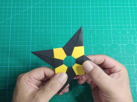 忍者十字飞镖 江湖险恶必配装备 外形超酷手里剑暗器折纸玩具 #忍者十字飞镖 #兵器武器暗器 #刀剑手里剑