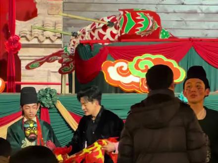 偶遇吕小布! #河头老街 #孙艺洲