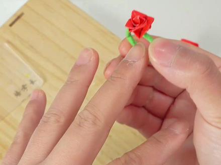 🌹折玫瑰花戒指💍节日限定~ #情人节 #创意手工 #手工DIY #折纸教程