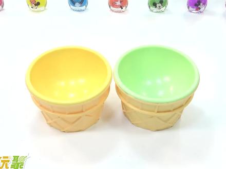 学习用彩泥制作一大一小像素小人