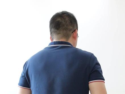 背手走路腰塌陷?究竟是腰伤还是臀肌无力?