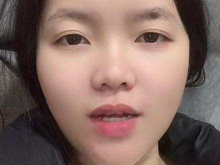 黄金暴跌了,瀑布式下降,估计短时间内大家恐慌情绪很严重,特别是重金大黄的。希望看完这个视频可以缓解你们焦虑,拿住就是了#黄金暴跌 #金银暴跌 #黄金回收 #黄金首饰#金价行情