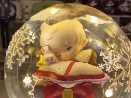 这个冬天让小回陪着你吧~
#恋与深空 #沈星回 #恋与深空沈星回 #肯德基恋与深空