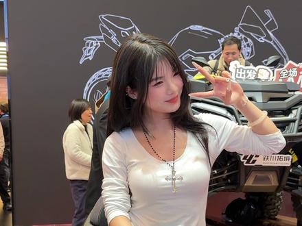 速度之上 智慧领航#GURUMA1000RR #风巡摩托 #全球首款智慧燃油摩托 #AWE2026