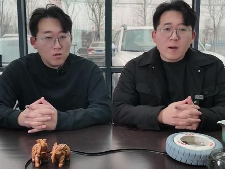 20秒选自行车身高适配指南 让我的“双胞胎”兄弟用20秒告诉你如何根据身高给孩子选择合适的自行车#自行车 #儿童自行车 #小探险家 #小探险家山地自行车 #源头工厂