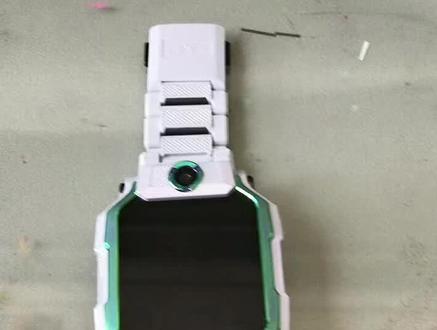 小天才可以刷抖音啦!