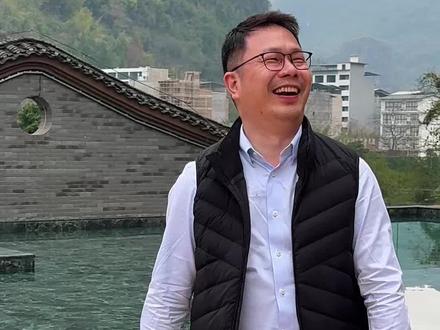 祝你马上有对象 无论单身还是不单身,都祝大家情人节快乐
#澜先生 #情人节限定心动 #澜老师 #情侣 #阳朔旅游