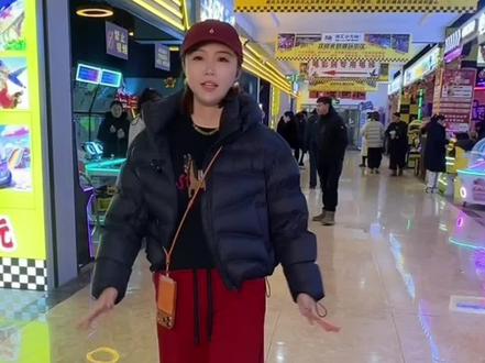 遛娃胜地,家得乐一楼潮玩街区#电玩城 #消灭小方块 #VR #本地美好推荐官