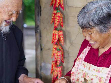 蒜蓉剁椒茄子你肯定没吃过吧?看完学会了一顿至少可以吃3碗干饭! #抖音美食创作人 #抖音618好物节