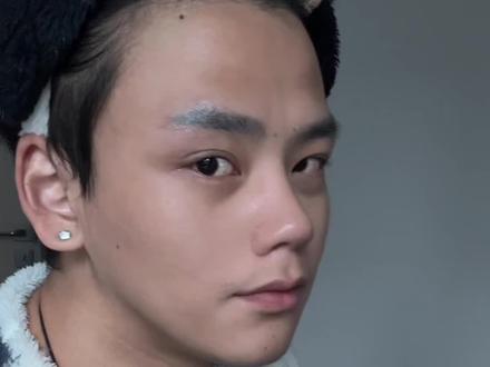 今天素氛围少年感狗狗眼妆~#男生变帅小技巧 #百万美妆新星计划 #男生化妆 #少年感妆容 #不就反差吗这题我熟