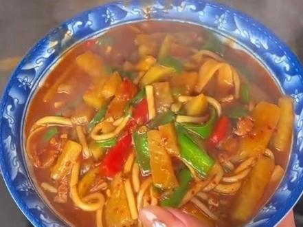 甘肃人的早饭粉汤菜泡面,这碗粉汤菜的含金量谁懂啊#家常菜做法 #美食分享 #粉汤菜