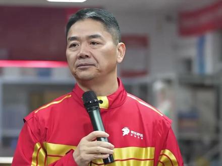 刘强东:#京东外卖将推独立App ,并推出京东点评,承诺“永不商业化”,“不应该什么事都以赚钱为目的”