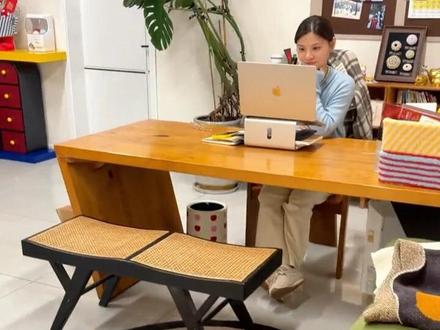 姐妹们,私信都收到了,大家的建议我们也都看到了🌹1月18号侯明昊会空降我们的抖音官旗,会有小侯的亲签,记得来啊#侯明昊 #侯明昊代言 #侯会有期
