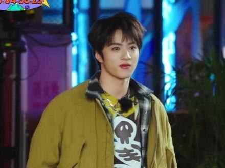 #刘耀文看王鹤棣黄子韬穿露背装反应 真的太好笑了#刘耀文 #王鹤棣 #黄子韬 #娱乐评论大赏