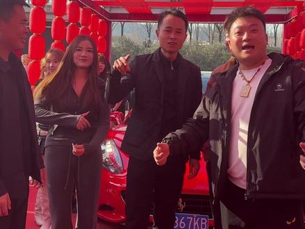 终是朝阳动了情,轰动了整个长安城#结婚 #农村婚礼现场 #舞台搭建 #朝阳婚礼