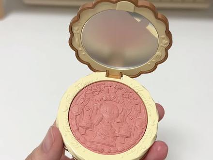 用拼豆做了一个立体爱心小熊相框! #拼豆 #手工 #花知晓 #花知晓礼盒 #新年0翻车的礼盒大赏