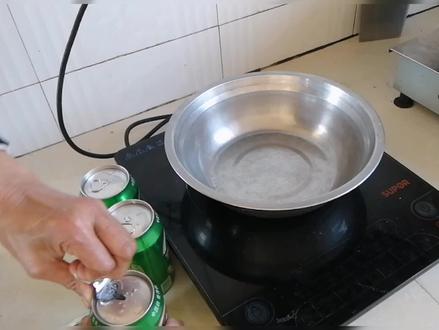 啤酒发面蒸花卷,香味扑鼻太馋人,大姐教你做方法简单一看就会