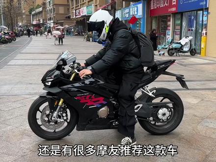 哥们儿快忍不住消费了,有没有张雪骑出问题的来说说#张雪500rr #机车
