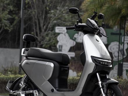 两年的玩车历程 也算是挺早的一批玩F系列的 #九号电动 #九号f90