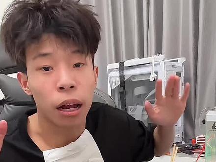 欢迎收看邱晨阳的吃播#邱晨阳 #吃货