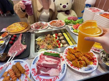 秘籍!尹珍珠自助烤肉的隐藏吃法~ 用DIY解锁超多美食~太适合聚餐了!#尹珍珠 #自助餐 #自助烤肉 #聚餐