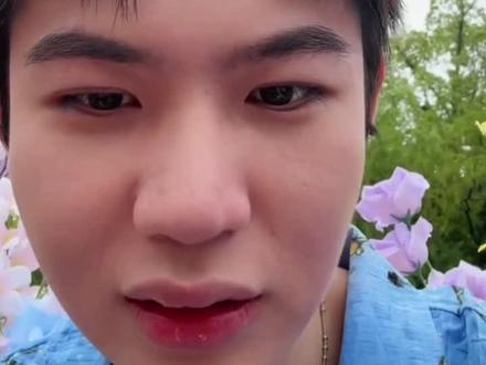 九尾时隔一个月终于直播了两分钟 #九尾#kpl#奇妙日 #kpl游船